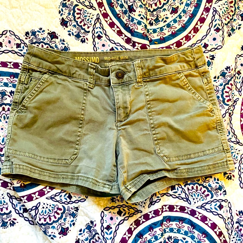 Mossimo army green shorts